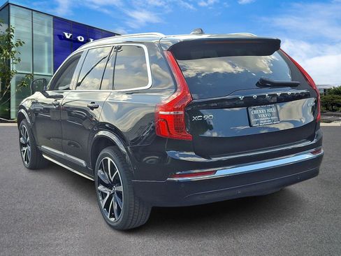 Certified 2023 Volvo XC90 B5 Plus w/ Protection Package Premier image 4