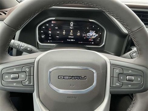 New 2026 GMC Sierra 2500 Denali w/ Denali Reserve Package image 20