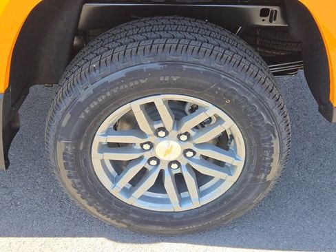 New 2026 Chevrolet Colorado LT w/ LT Convenience Package AWD/4WD image 5