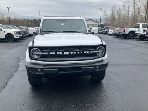 New 2026 Ford Bronco Outer Banks AWD/4WD image 2