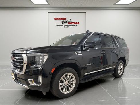 Used 2024 GMC Yukon SLT AWD/4WD image 3