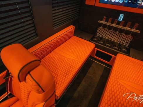 Used 2025 Mercedes-Benz Sprinter 2500 image 44