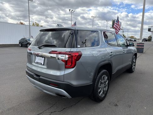 Certified 2023 GMC Acadia SLE image 5