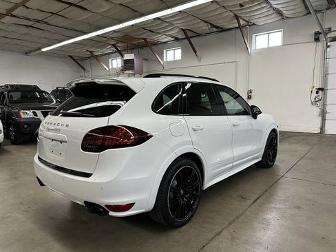 Used 2013 Porsche Cayenne GTS image 3