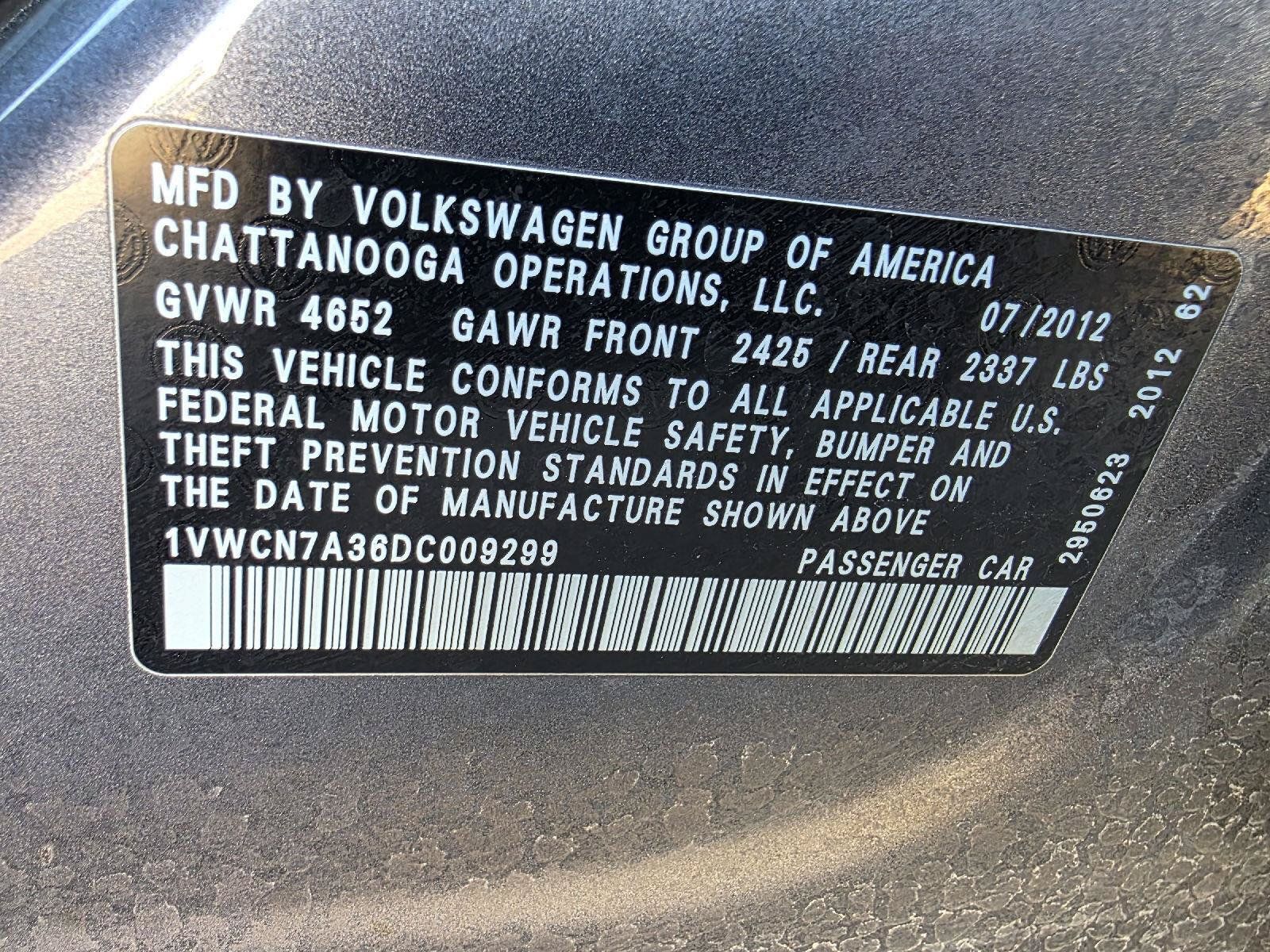 Used 2013 Volkswagen Passat TDI SEL Premium FWD image 18