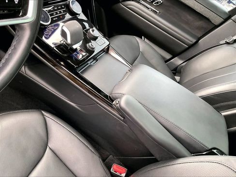 Used 2023 Land Rover Range Rover Sport SE AWD/4WD image 19