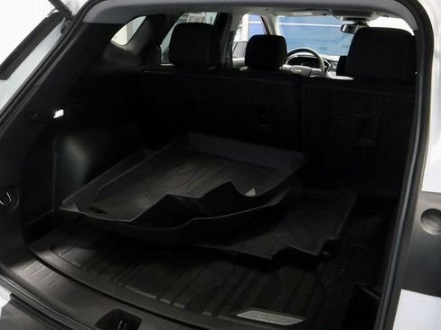 Used 2024 Chevrolet Blazer LT w/ Convenience Package FWD image 16