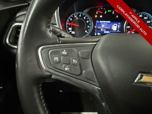 Used 2019 Chevrolet Equinox LT image 18