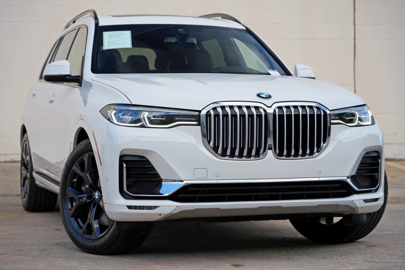 Used 2021 BMW X7 xDrive40i w/ Premium Package AWD/4WD image 4