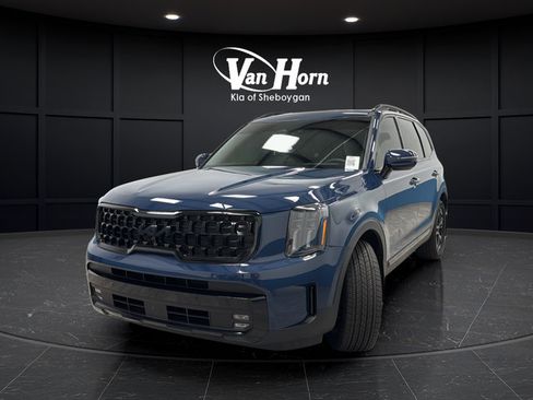 Used 2025 Kia Telluride SX X-Line AWD/4WD image 3