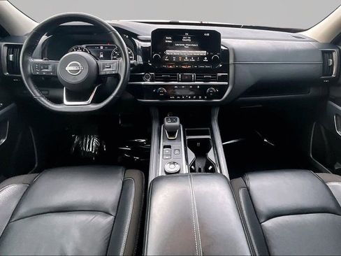 Used 2022 Nissan Pathfinder SL image 7