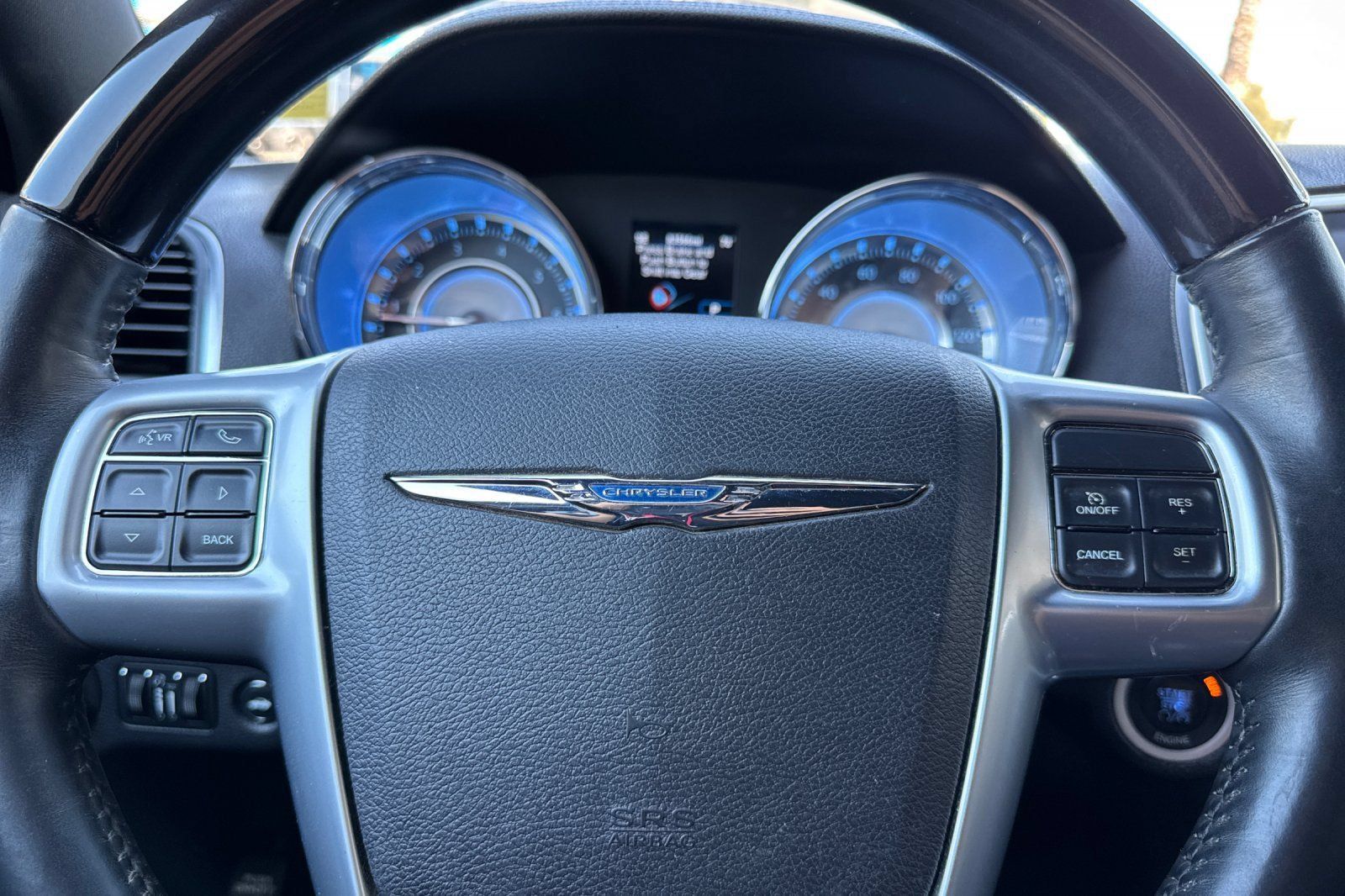 Used 2013 Chrysler 300 C RWD image 25