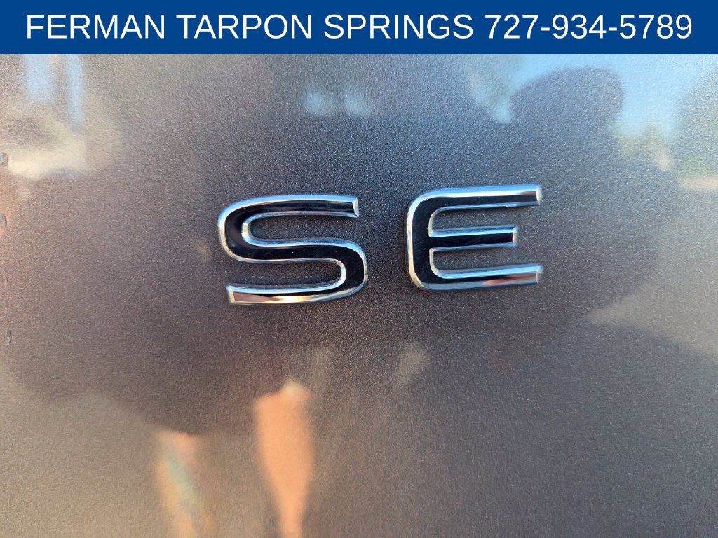 Used 2025 Volkswagen Atlas SE FWD image 15