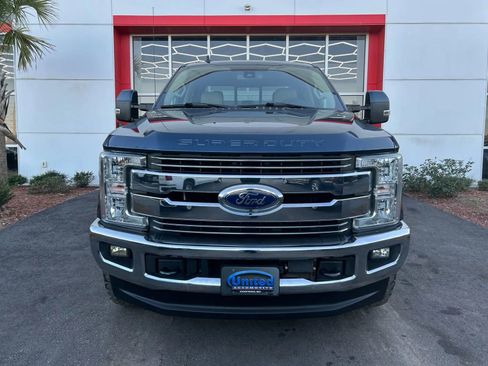 Used 2019 Ford F250 Lariat w/ Lariat Ultimate Package image 2
