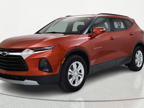 Used 2021 Chevrolet Blazer LT image 2