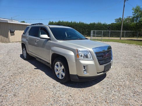 Used 2013 GMC Terrain SLE FWD image 3