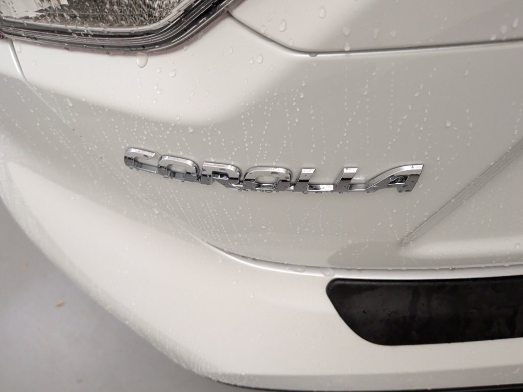 Used 2024 Toyota Corolla LE FWD image 12