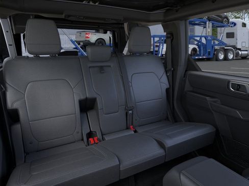 New 2026 Ford Bronco Outer Banks AWD/4WD image 11