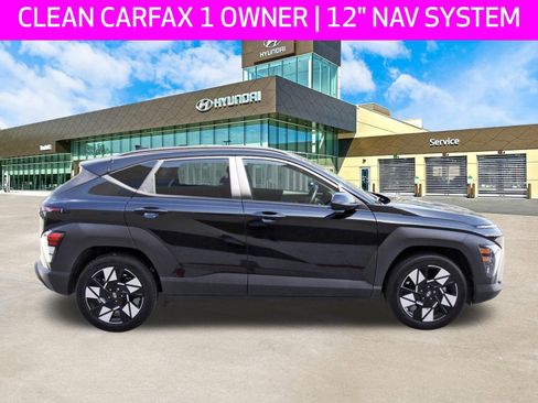 Used 2024 Hyundai Kona SEL w/ Convenience Package FWD image 4