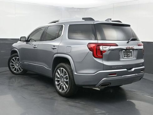 Used 2023 GMC Acadia Denali w/ Denali Ultimate Package AWD/4WD image 4