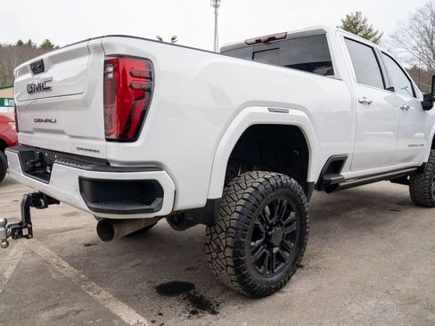 Used 2024 GMC Sierra 2500 Denali Ultimate w/ Snow Plow Prep/Camper Package image 7