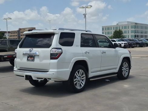 Used 2022 Toyota 4Runner Limited RWD image 6