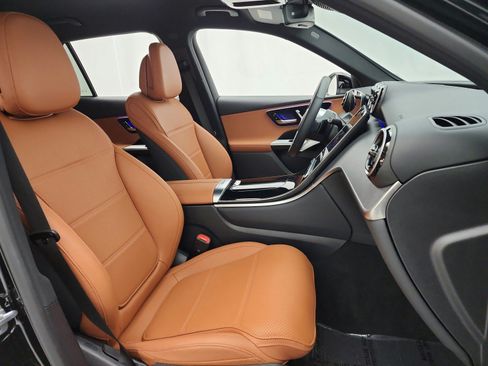 Certified 2026 Mercedes-Benz GLC 300 image 18