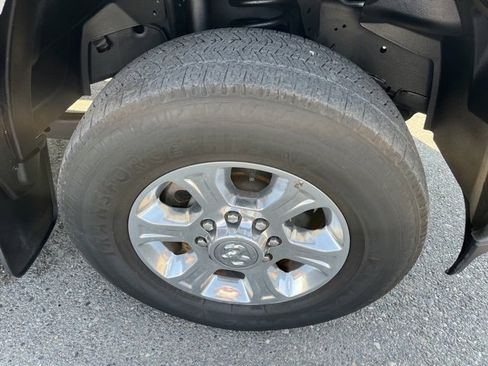 Used 2023 RAM 2500 Big Horn w/ Level 1 Equipment Group image 16