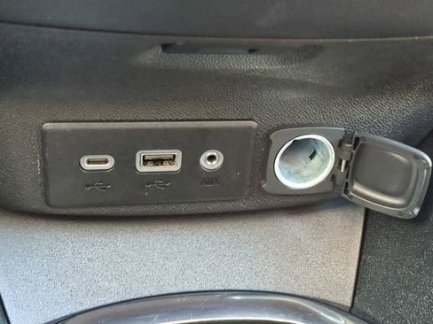 Used 2024 Chevrolet Malibu LT image 25