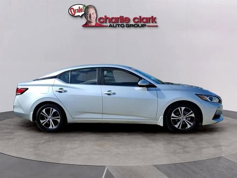 Used 2021 Nissan Sentra SV w/ Lighting Package image 6