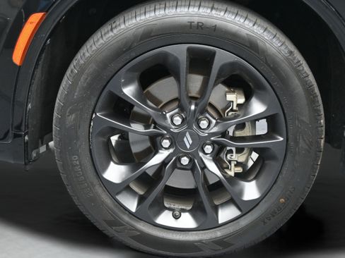 Used 2022 Dodge Durango GT w/ Blacktop Package AWD/4WD image 10