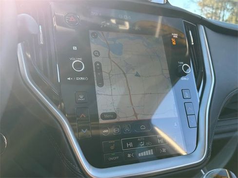 Used 2022 Subaru Outback Limited image 29