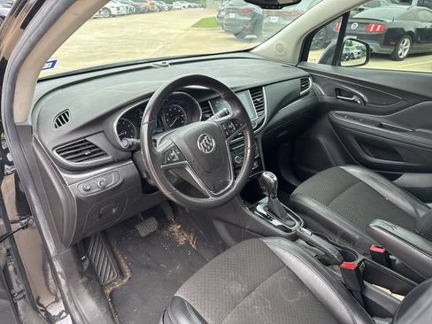 Used 2018 Buick Encore Preferred FWD image 27