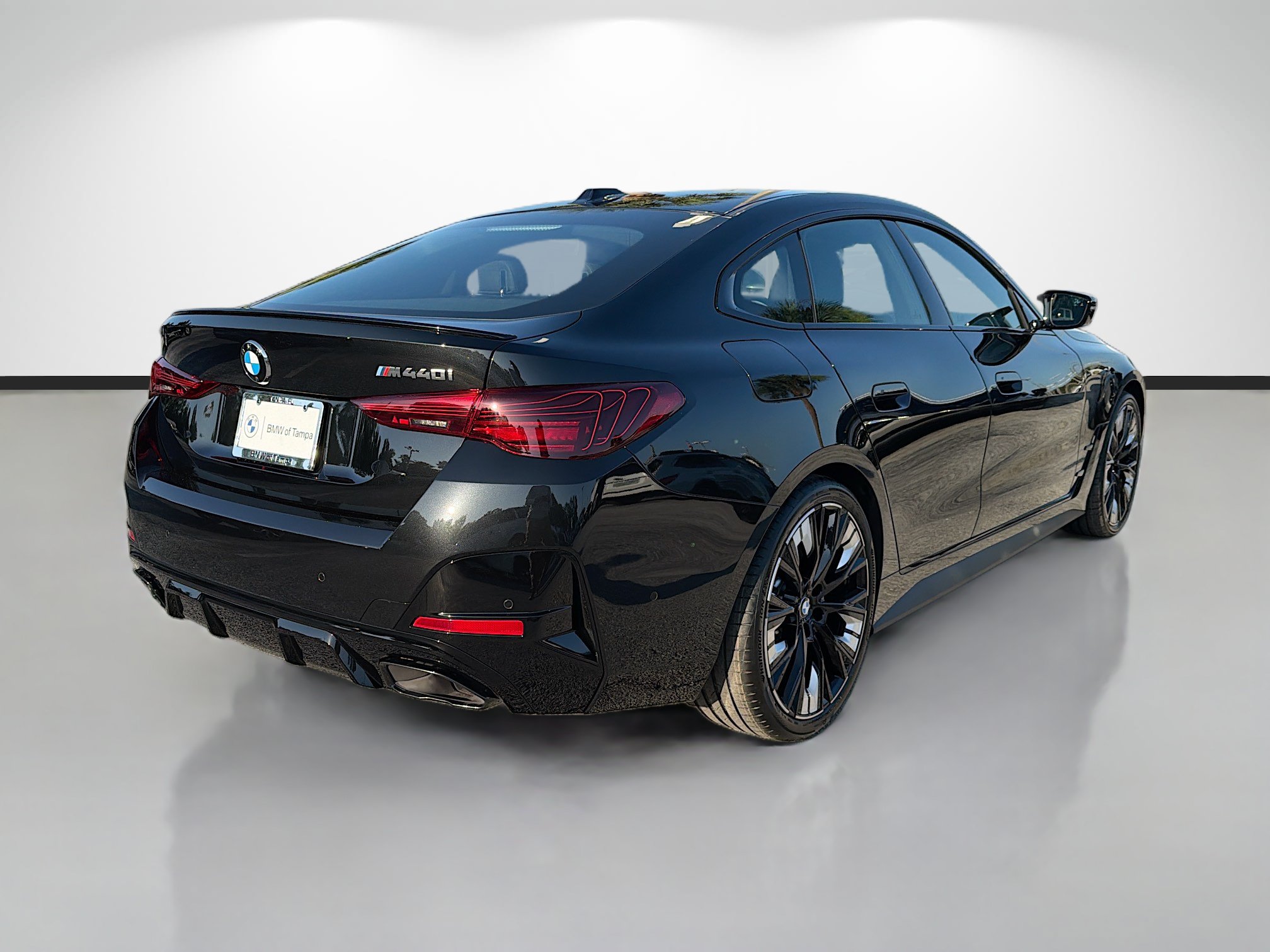 New 2026 BMW M440i w/ Premium Package RWD image 3