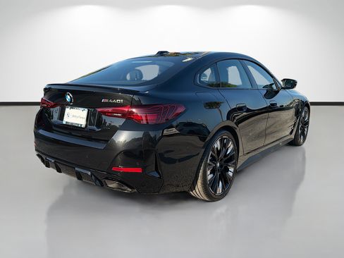 New 2026 BMW M440i w/ Premium Package RWD image 3