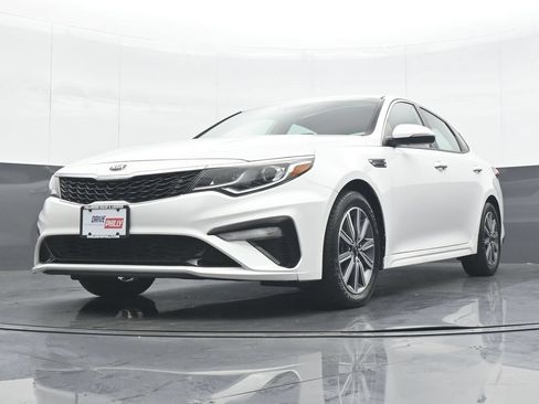 Used 2019 Kia Optima LX w/ LX 17" Wheel Package FWD image 25