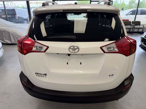 Used 2014 Toyota RAV4 LE FWD image 7
