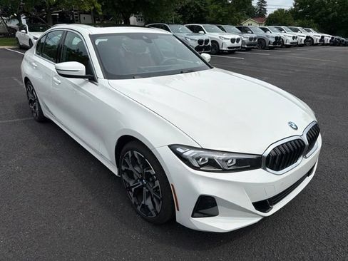 Used 2025 BMW 330i xDrive Sedan AWD/4WD image 1