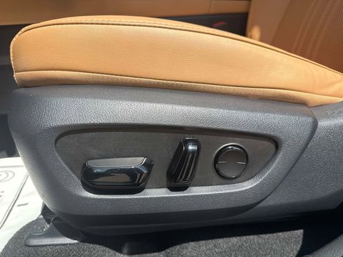 Used 2025 Lexus NX 250 FWD w/ Accessory Package (K3) image 19