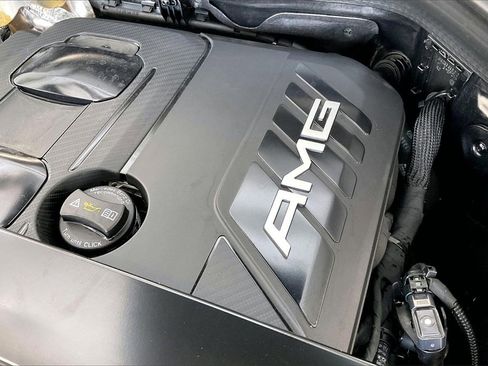 Used 2025 Mercedes-Benz GLC 43 AMG 4MATIC image 32