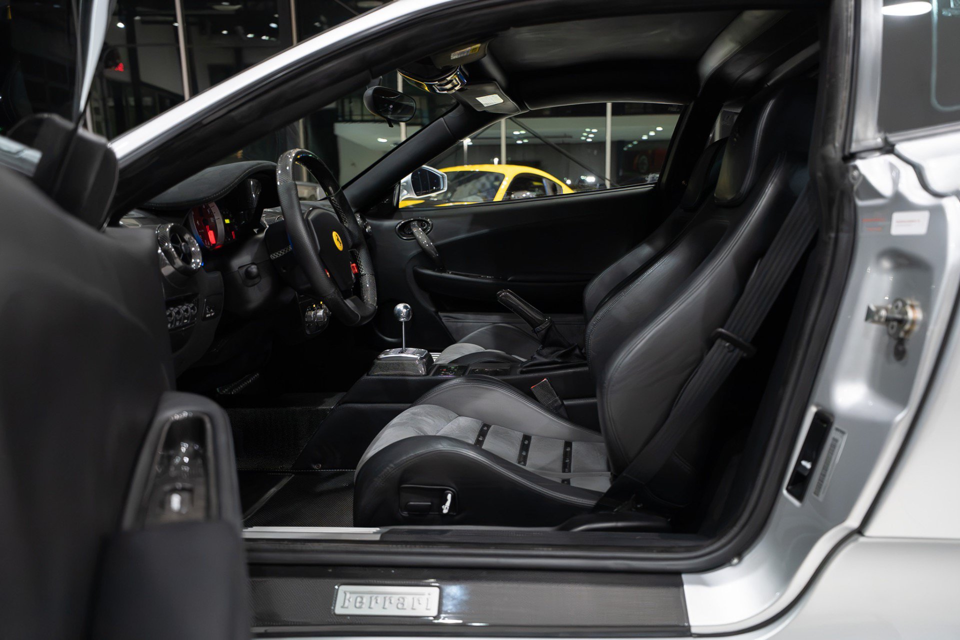 Used 2005 Ferrari F430 Coupe RWD image 9