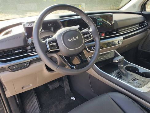 New 2026 Kia Carnival image 10