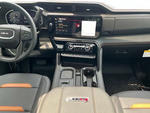 New 2026 GMC Sierra 2500 AT4 w/ AT4 Premium Plus Package AWD/4WD image 15