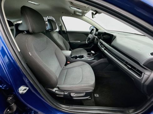 Used 2025 Kia K4 FWD image 30