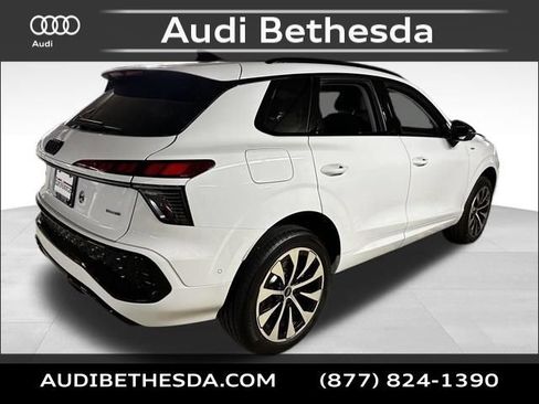 New 2026 Audi Q3 quattro 2.0T AWD/4WD image 7
