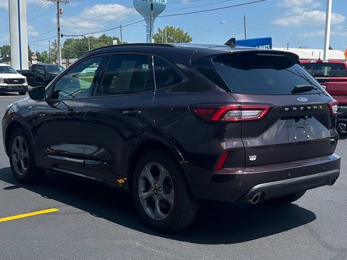 Used 2023 Ford Escape ST-Line w/ Tech Pack #1 AWD/4WD image 5