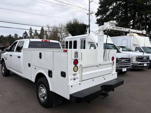 Used 2013 RAM 2500 Tradesman w/ Chrome Appearance Group AWD/4WD image 4