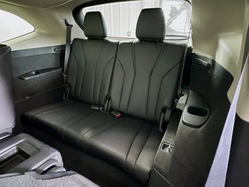 Used 2023 Acura MDX SH-AWD w/ Technology Package image 30