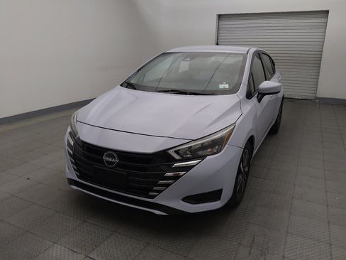 Used 2025 Nissan Versa SV FWD image 15