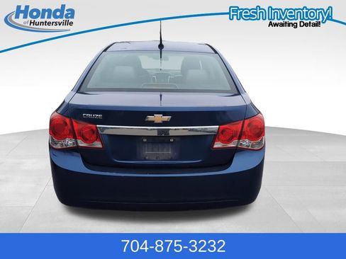 Used 2012 Chevrolet Cruze LS w/ Connectivity Package image 7